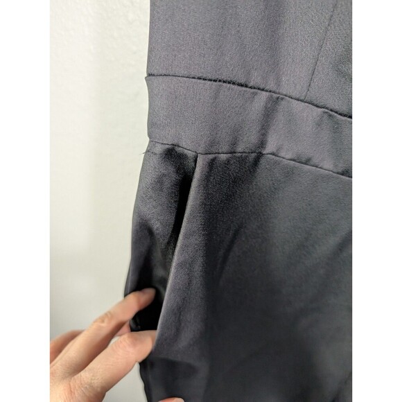 Banana Republic Bow-Shoulder Jumpsuit Sz 0 Black EUC Classic Minimalist Silky127 - Picture 7 of 12